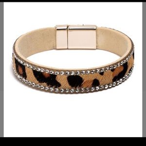 Amrita Singh slim bracelet